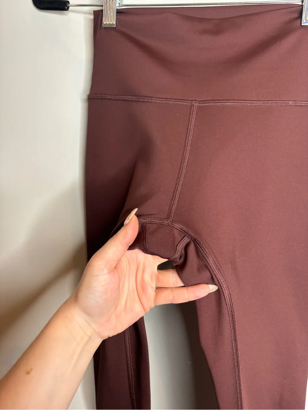 Alo Yoga High-Waist Airlift Leggings Size S Brownstone